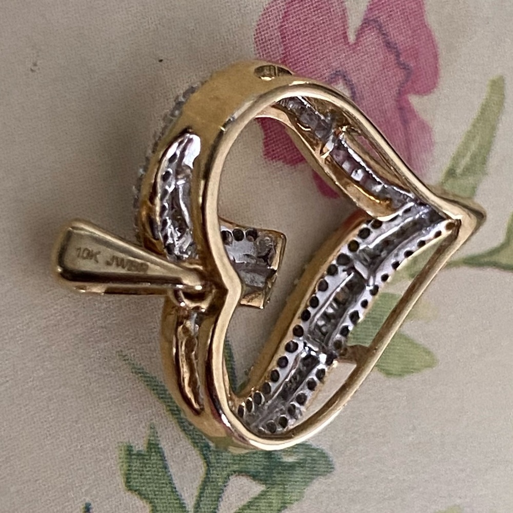 Beautiful Solid 10k Gold Heart Shape Baguette Spa… - image 4